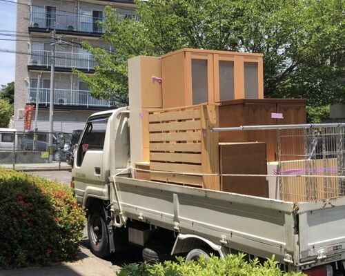 不用品回収　トラック